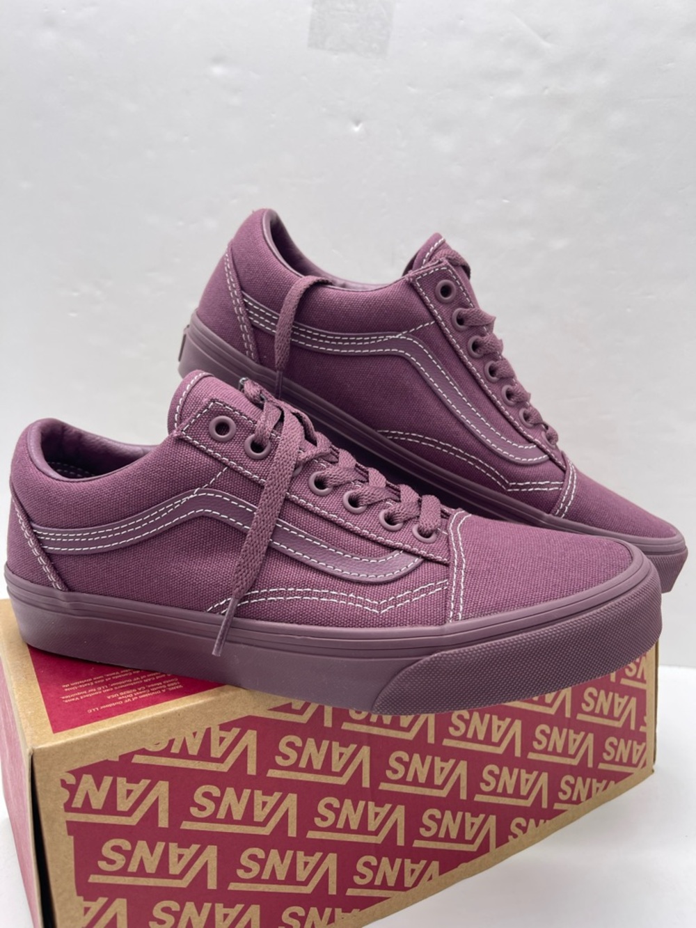 Vans WMNS Old Skool Plum Wine Pastel Mono Sneakers NWT - Picture 11 of 16
